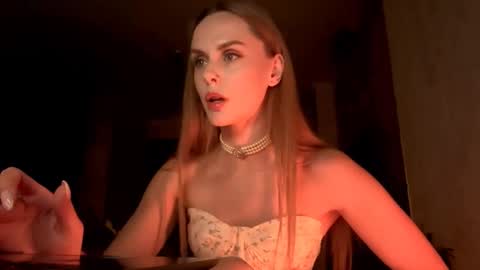 Emma online show from September 24, 5:23 pm