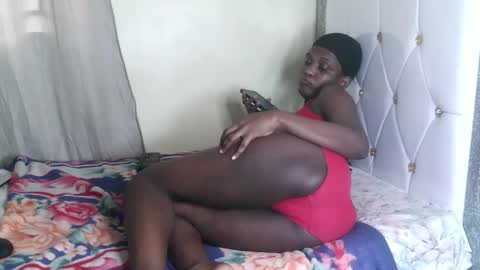 Snapshot of kisssmiles chatting on October 29, 10:52 am kisssmiles online show from October 29, 10:52 am