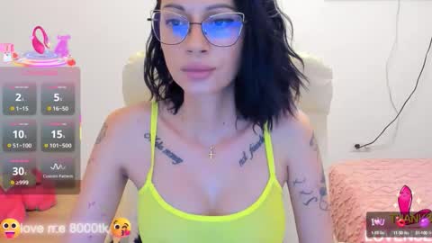 kisssnicol online show from October 3, 6:24 pm