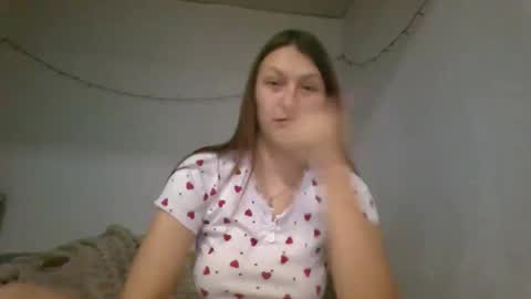 kiti_kitiss online show from January 8, 7:40 pm