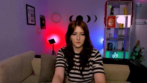 kitniss online show from March 18, 11:21 pm