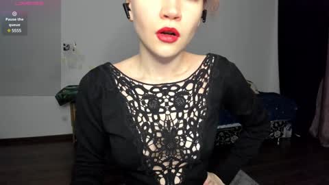 Kitsune online show from December 8, 8:36 pm