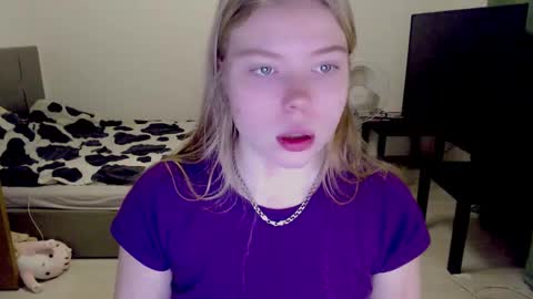 Jennyblonde and Emmabrunette online show from December 18, 1:45 pm