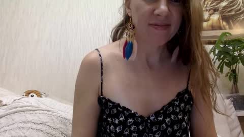 Viki online show from February 15, 3:00 pm