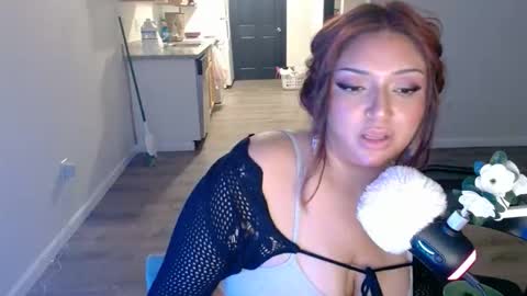 kittengonewild online show from June 3, 2:34 am