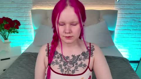 kittenxoann online show from May 20, 6:38 pm