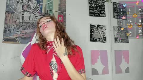  KITTY online show from December 4, 9:46 pm