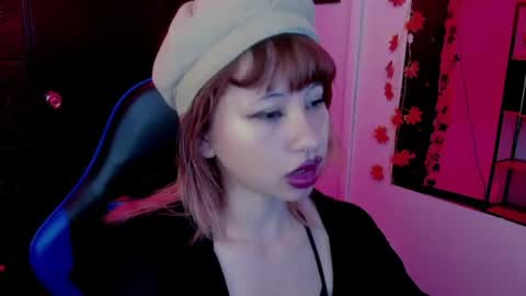 kitty__gang online show from June 22, 12:57 pm