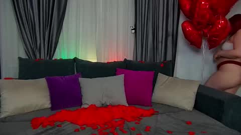 Karen online show from February 14, 1:07 am