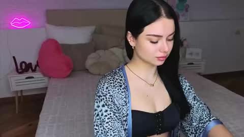 kitty_cut1ee_ online show from March 26, 8:05 am