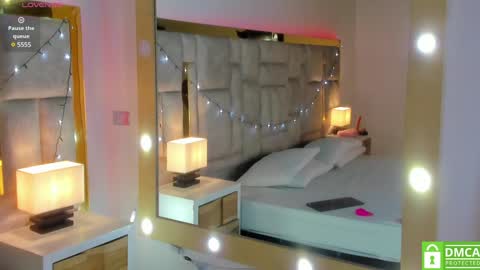 Snapshot of kitty_emma1 chatting on January 7, 3:14 am Emma online show from January 7, 3:14 am