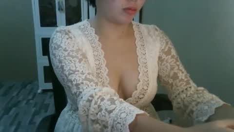 Snapshot of kitty_fussy chatting on October 11, 11:04 am kitty_fussy online show from October 11, 11:04 am