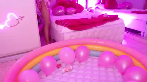 KITTY online show from January 13, 9:08 pm