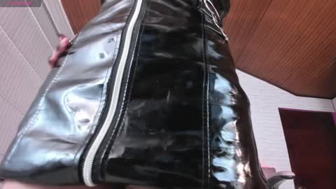 Kitty online show from December 9, 8:12 pm