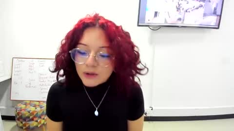 Jenn online show from January 15, 8:37 pm