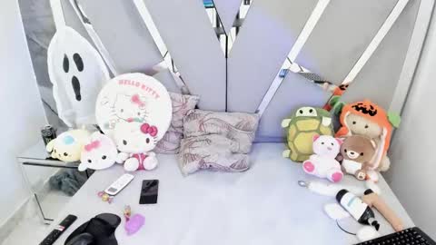 Snapshot of kittyhtx chatting on October 31, 6:15 am kittyhtx online show from October 31, 6:15 am