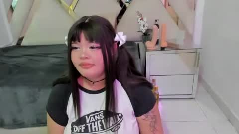 kittyhtx online show from December 23, 3:18 am