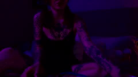 kittykatcoco online show from October 13, 2:58 am