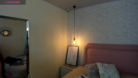  K I T T  Y  online show from September 24, 12:15 pm