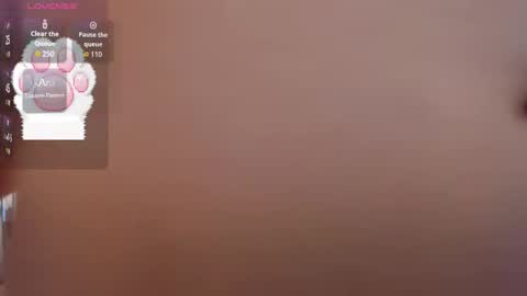  K I T T  Y  online show from November 29, 12:42 pm