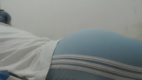 kittywhiteass online show from December 7, 8:22 am