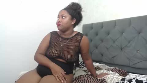 Snapshot of kittyy_18_ chatting on October 11, 7:27 pm kittyy_18_ online show from October 11, 7:27 pm