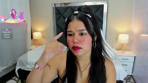 kitty online show from October 9, 11:58 am