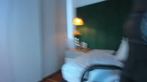 Snapshot of kittyy_milk chatting on September 27, 8:16 pm K I T T Y Y online show from September 27, 8:16 pm