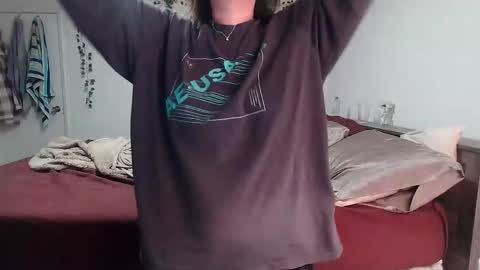 Kittyymaze online show from December 17, 1:04 pm