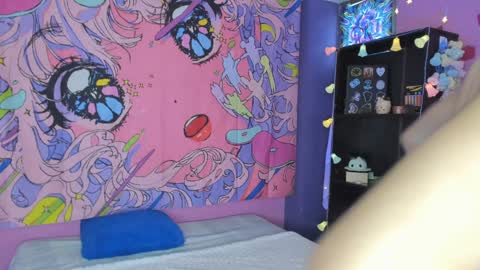 Kitty Zen online show from December 6, 2:17 pm