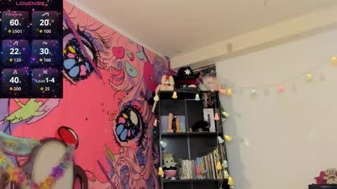 Kitty Zen online show from November 18, 5:03 pm