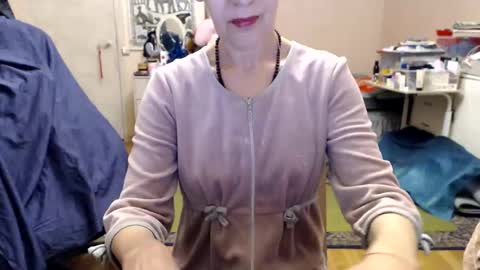 Snapshot of kiuminberry chatting on January 14, 3:47 pm KiuminBerry online show from January 14, 3:47 pm