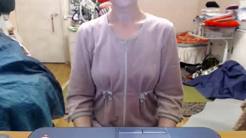 Snapshot of kiuminberry chatting on September 9, 1:00 pm KiuminBerry online show from September 9, 1:00 pm