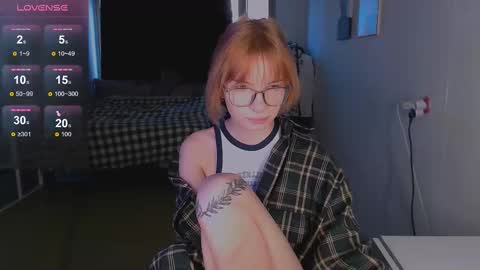 Snapshot of klares_wasser chatting on February 20, 12:57 pm Klares online show from February 20, 12:57 pm