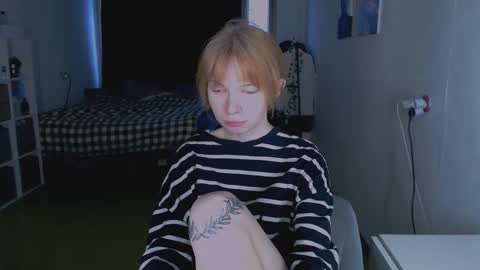 Snapshot of klares_wasser chatting on February 17, 1:33 pm Klares online show from February 17, 1:33 pm