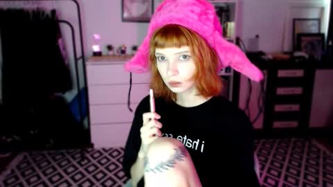 Snapshot of klares_wasser chatting on September 9, 12:16 pm Klares online show from September 9, 12:16 pm