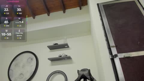 Snapshot of klariz09 chatting on October 9, 9:19 pm klariz09 online show from October 9, 9:19 pm