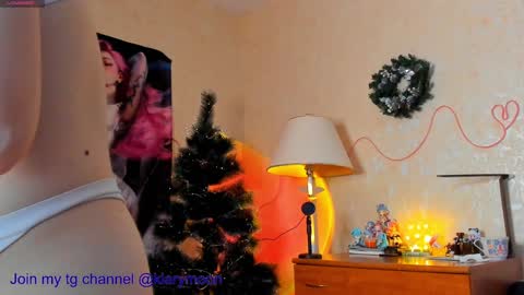 Lisa online show from December 24, 4:33 am