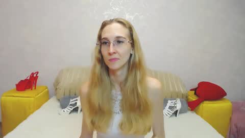 Klary online show from December 4, 8:34 am