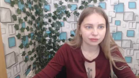 Snapshot of klerkarina chatting on March 7, 5:40 am klerkarina online show from March 7, 5:40 am