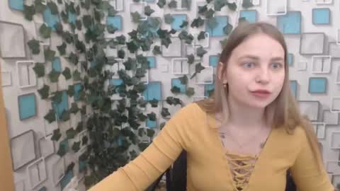 Snapshot of klerkarina chatting on March 8, 6:52 am klerkarina online show from March 8, 6:52 am