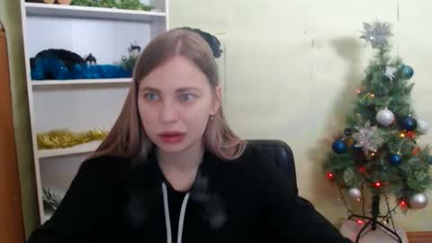 Snapshot of klerkarina chatting on January 8, 6:09 am klerkarina online show from January 8, 6:09 am