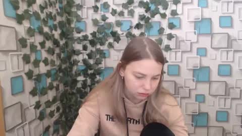 Snapshot of klerkarina chatting on March 2, 5:54 am klerkarina online show from March 2, 5:54 am