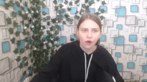 Snapshot of klerkarina chatting on February 6, 6:40 am klerkarina online show from February 6, 6:40 am