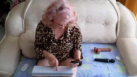 ALYONA online show from September 30, 3:34 am