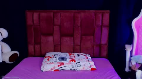 Kloe online show from October 4, 2:50 am