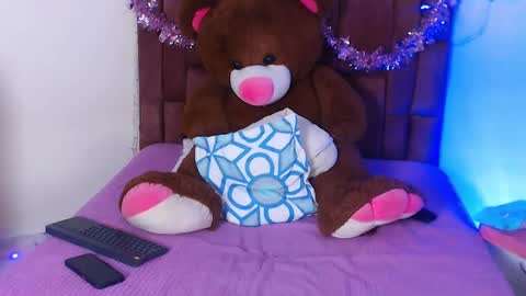 Kloe online show from December 7, 1:03 am
