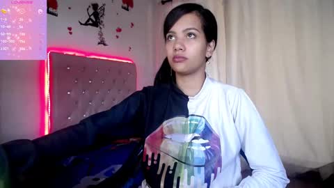 Snapshot of kloy_sech chatting on February 18, 2:38 pm Valen online show from February 18, 2:38 pm