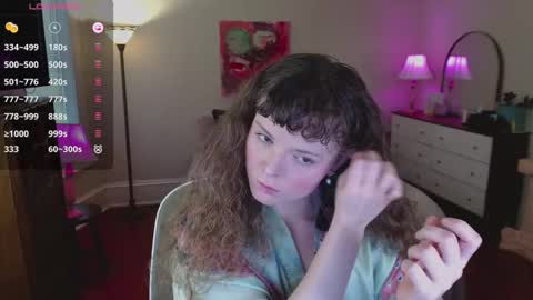 Snapshot of knowlita chatting on October 14, 2:08 pm knowlita online show from October 14, 2:08 pm