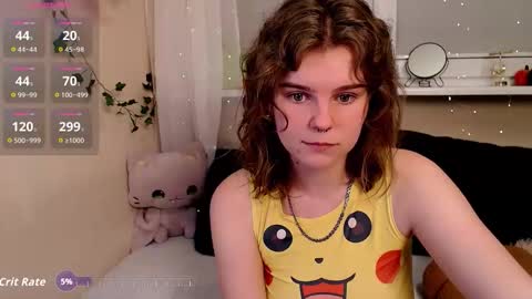 Snapshot of komorebbi chatting on October 26, 10:49 pm Marta online show from October 26, 10:49 pm